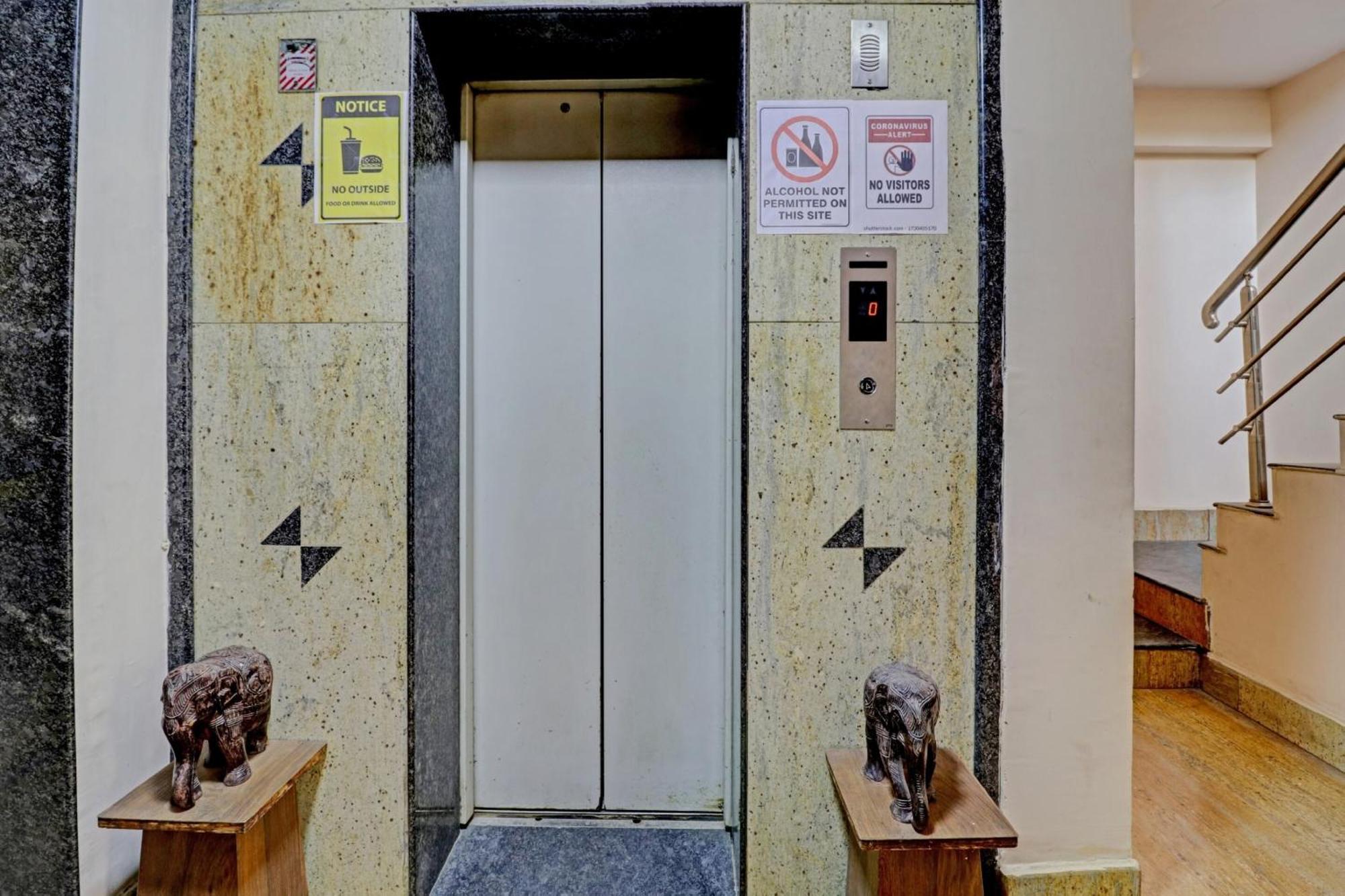 Hotel O Royal Grand Residency Near Lalbagh Botanical Garden Bangalore Buitenkant foto
