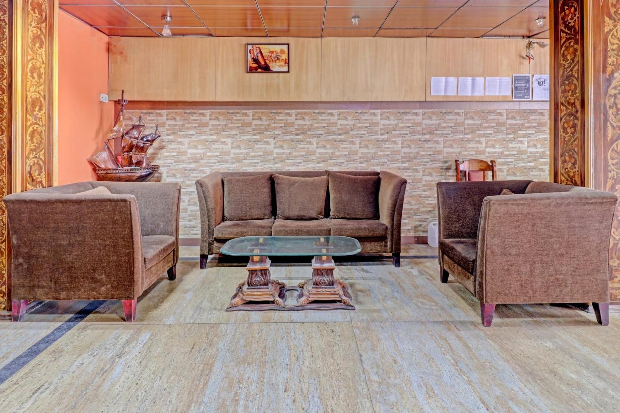 Hotel O Royal Grand Residency Near Lalbagh Botanical Garden Bangalore Buitenkant foto